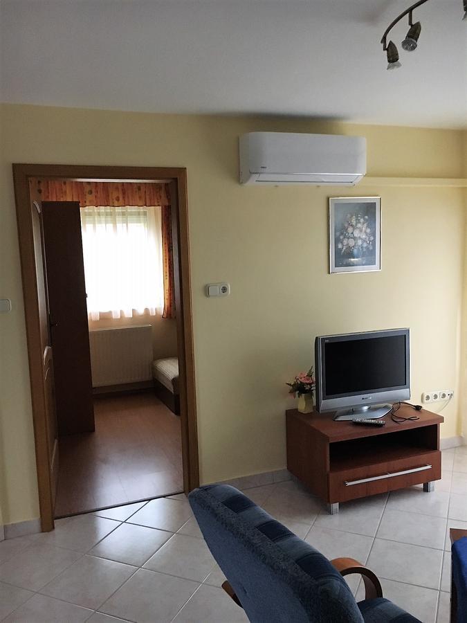 Katalin Apartmanhaz Залакарос Екстериор снимка